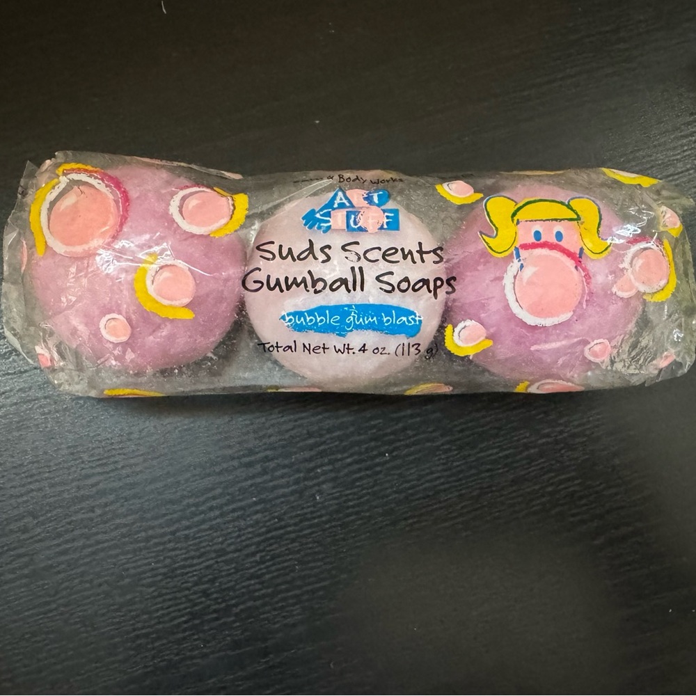 NEW 90s Vintage Bath & Body Works Art Stuff Gumball Soaps